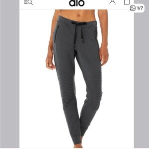 Alo Yoga Urban Moto Sweatpants XS Grey